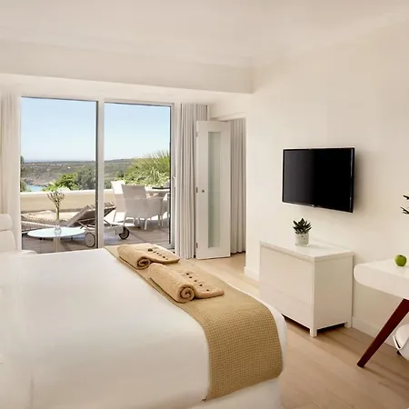 Semesteranläggning (resort) Grecian Park 5*