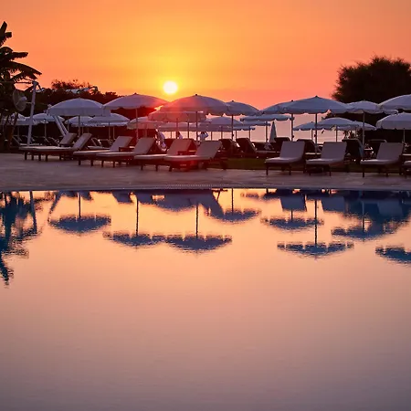 Grecian Park Resort 5*
