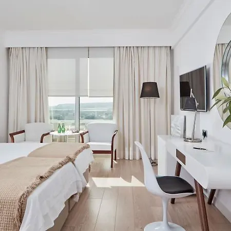 Grecian Park Semesteranläggning (resort) 5*