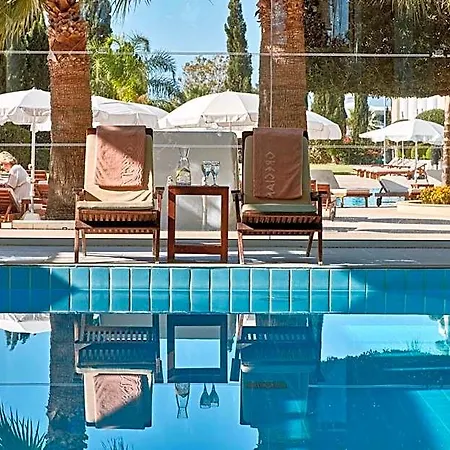 Grecian Park 5*