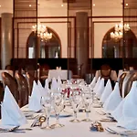 Grecian Park 5*
